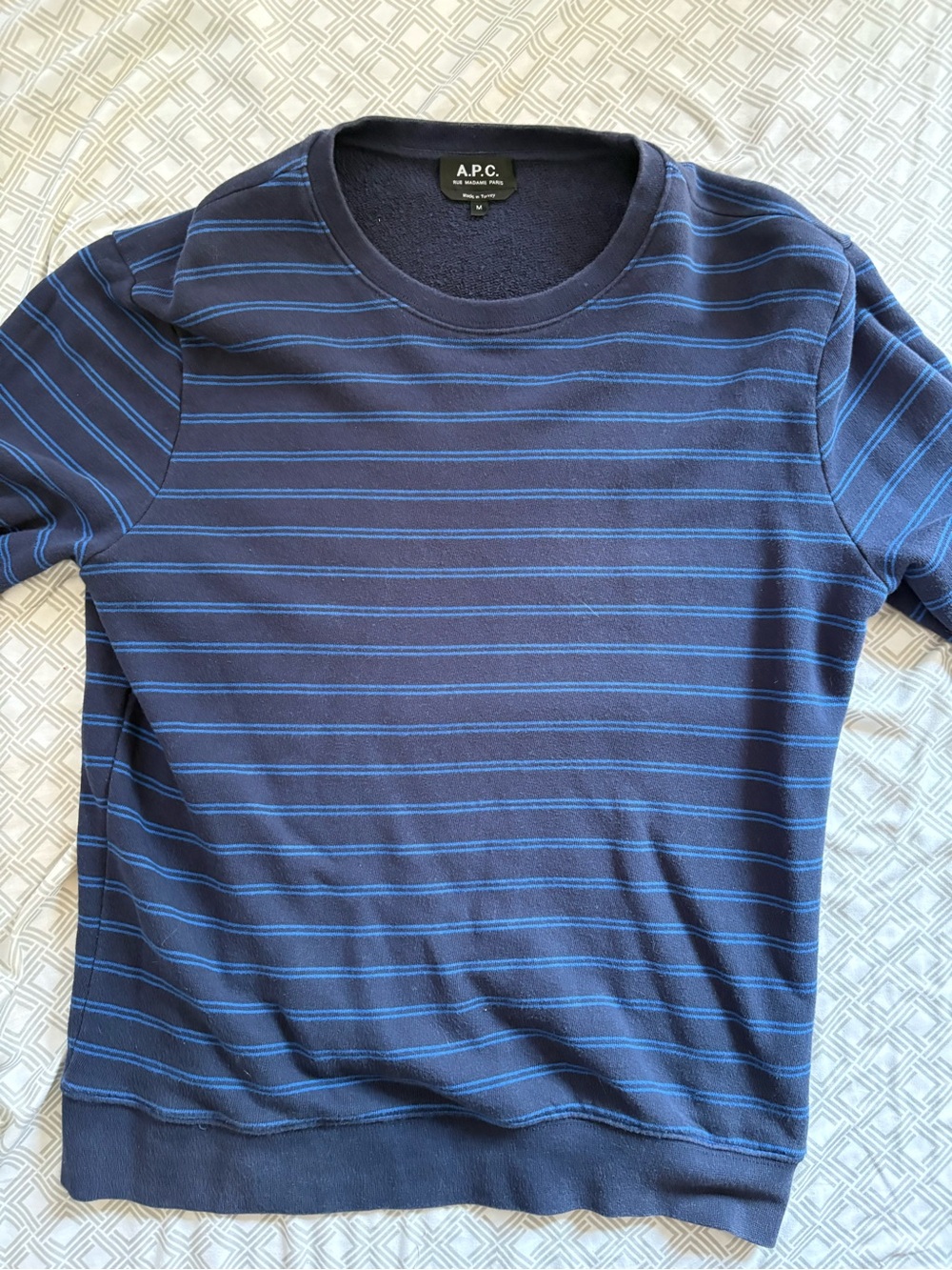 A.P.C. Men's Navy & Blue Stripe Crewneck Sweater Size M EUC